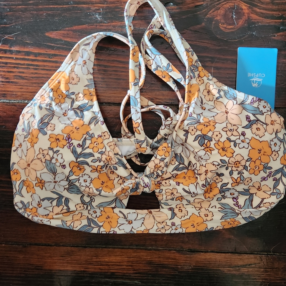 Cupshe bathing suit top